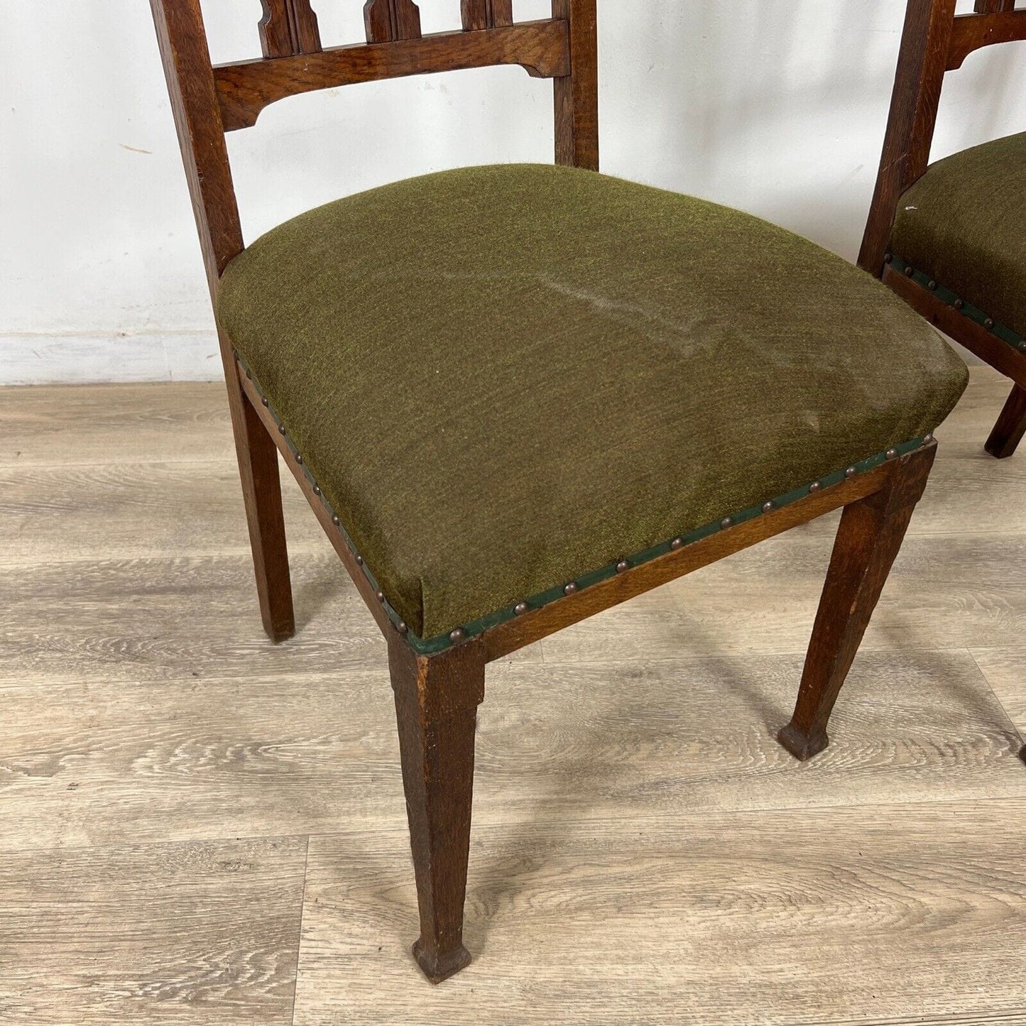 Set di quattro sedie d'epoca in legno antiche stile art nouveau Inglesi anni 30 Categoria Sedie