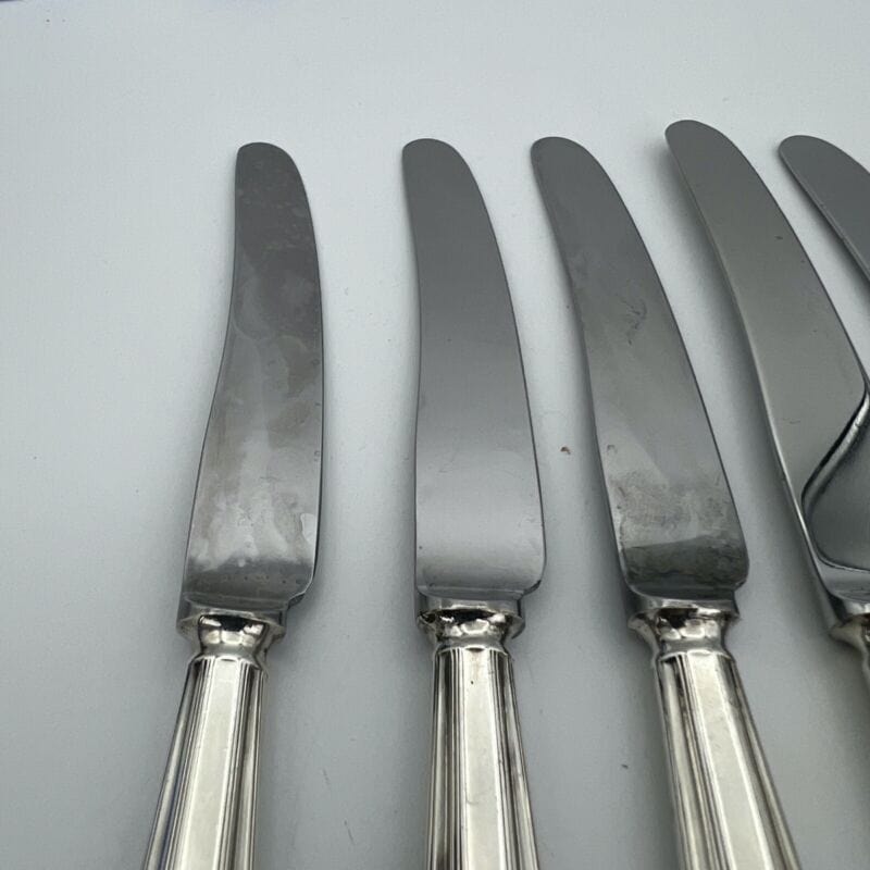 Set di sei coltelli antichi in argento sheffield silver plate per dolce anni 70 Categoria Sheffield & Argento