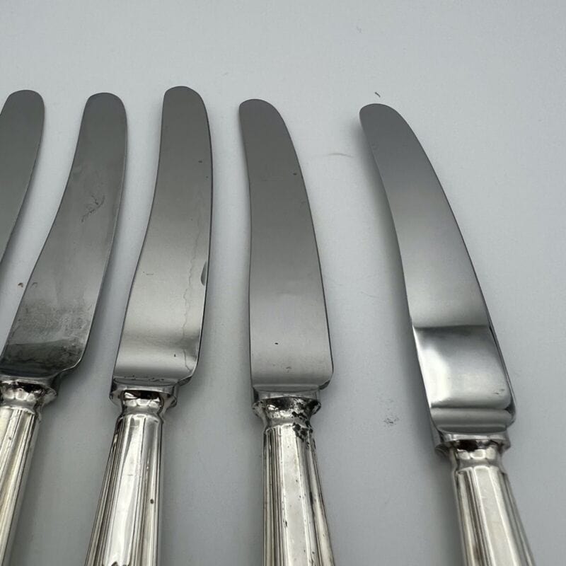 Set di sei coltelli antichi in argento sheffield silver plate per dolce anni 70 Categoria Sheffield & Argento