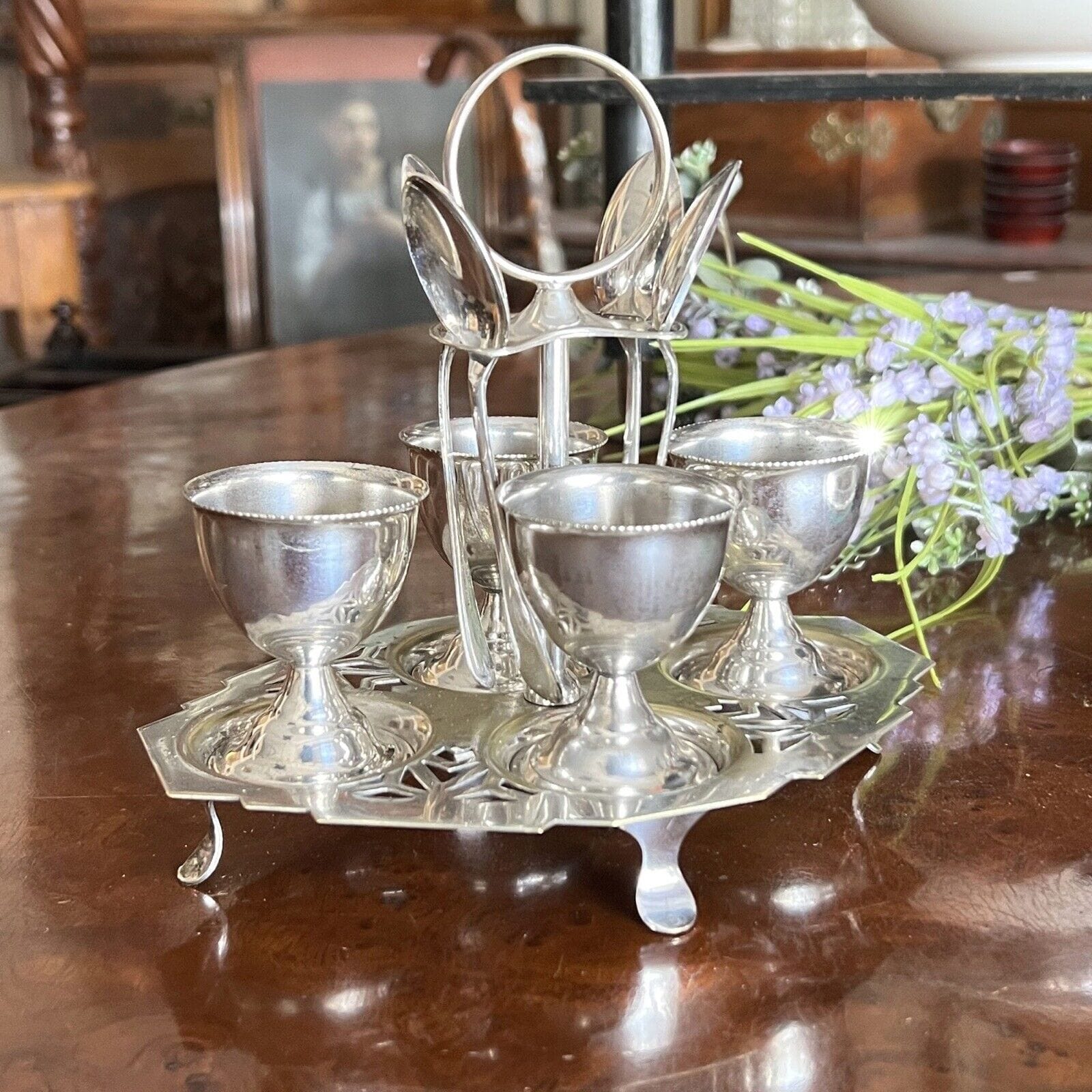 Set Porta uova uovo antico in argento sheffield silver plate inglese egg Cruet Categoria  Sheffield & Argento