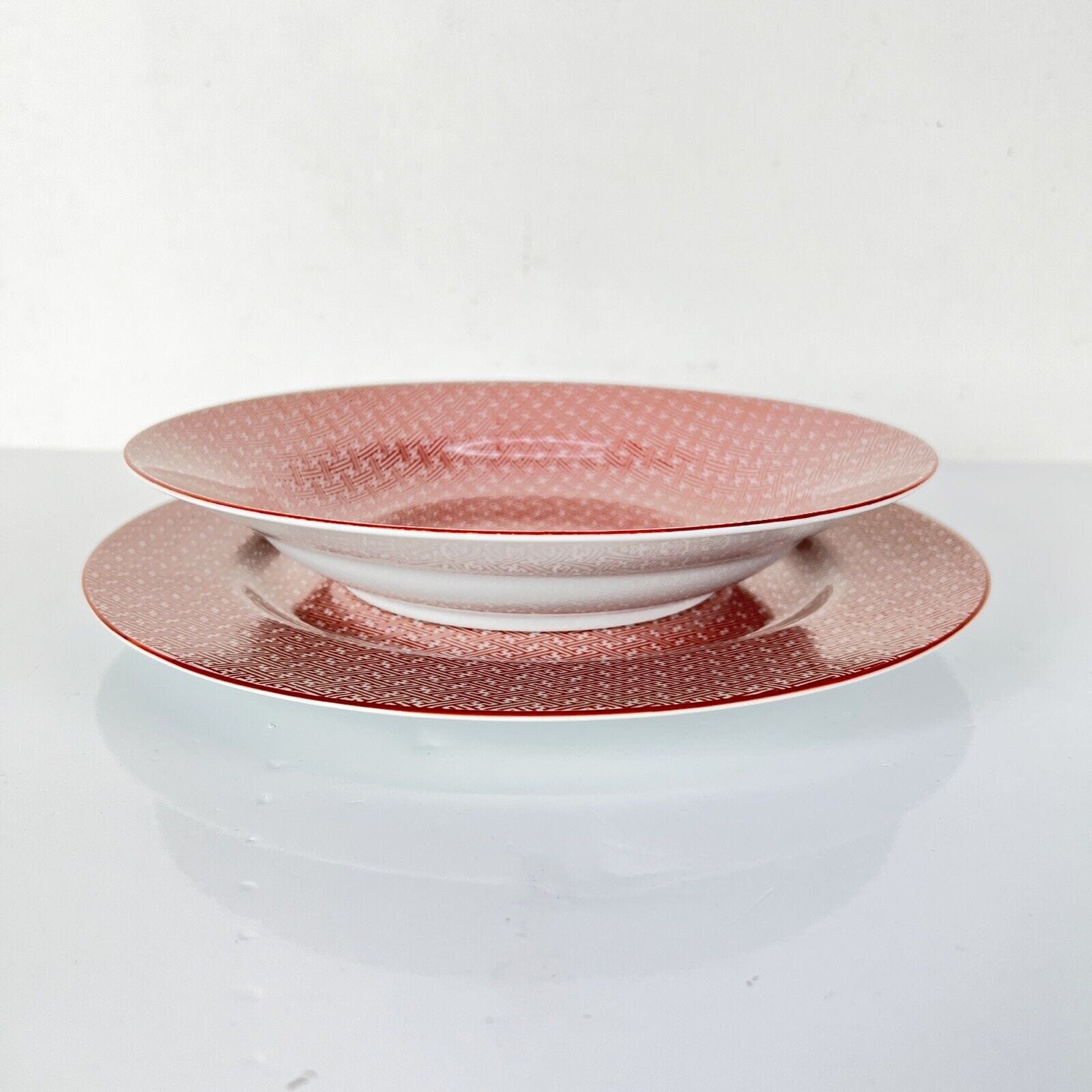 Set Servizio di piatti in porcellana Vintage Sayagata bianco Rosso Labirinto Categoria  Piatti e Piattini