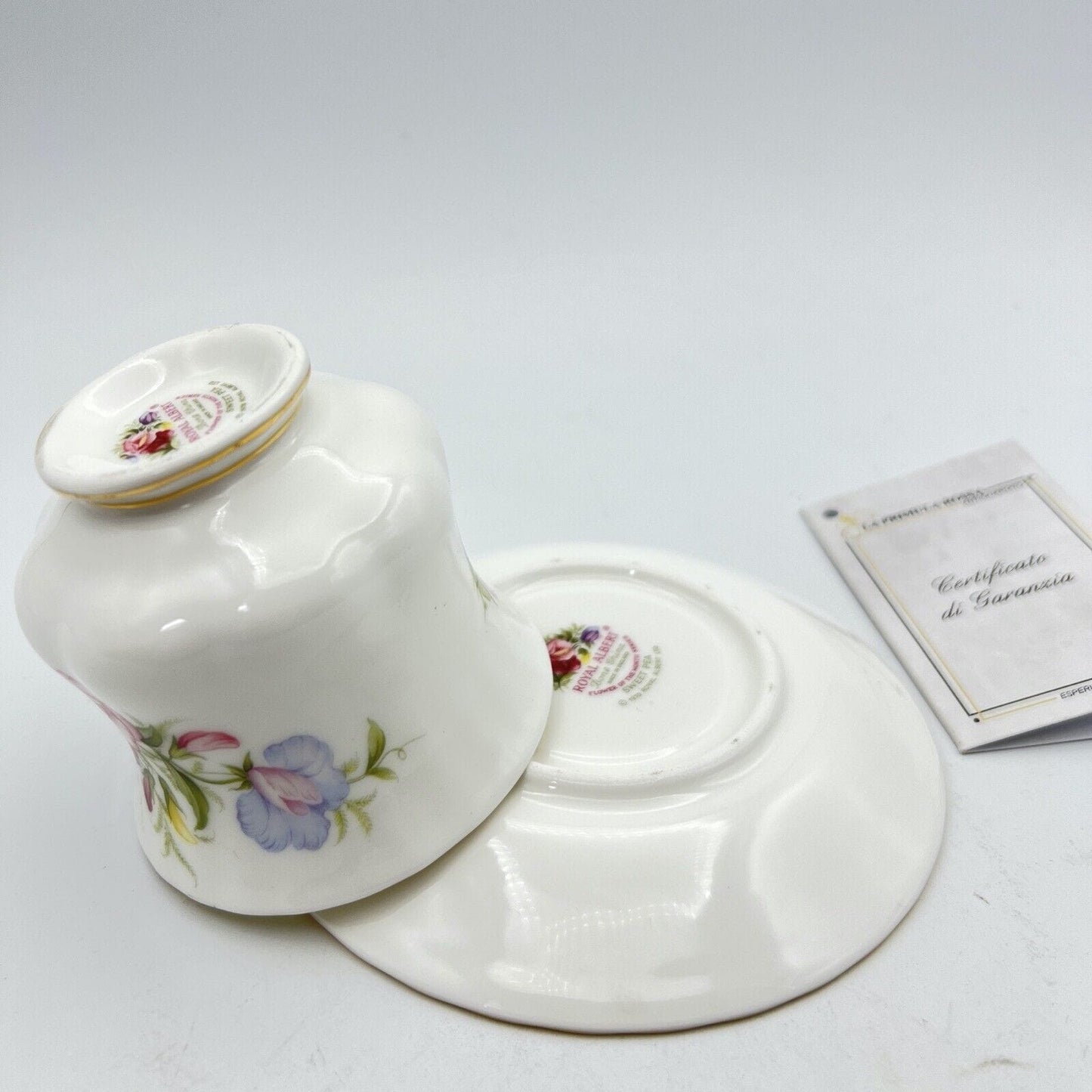 Set Tazza da caffè in porcellana Royal Albert mese tazzina inglese Aprile 1970 Categoria  Servizio tazze - Tazze