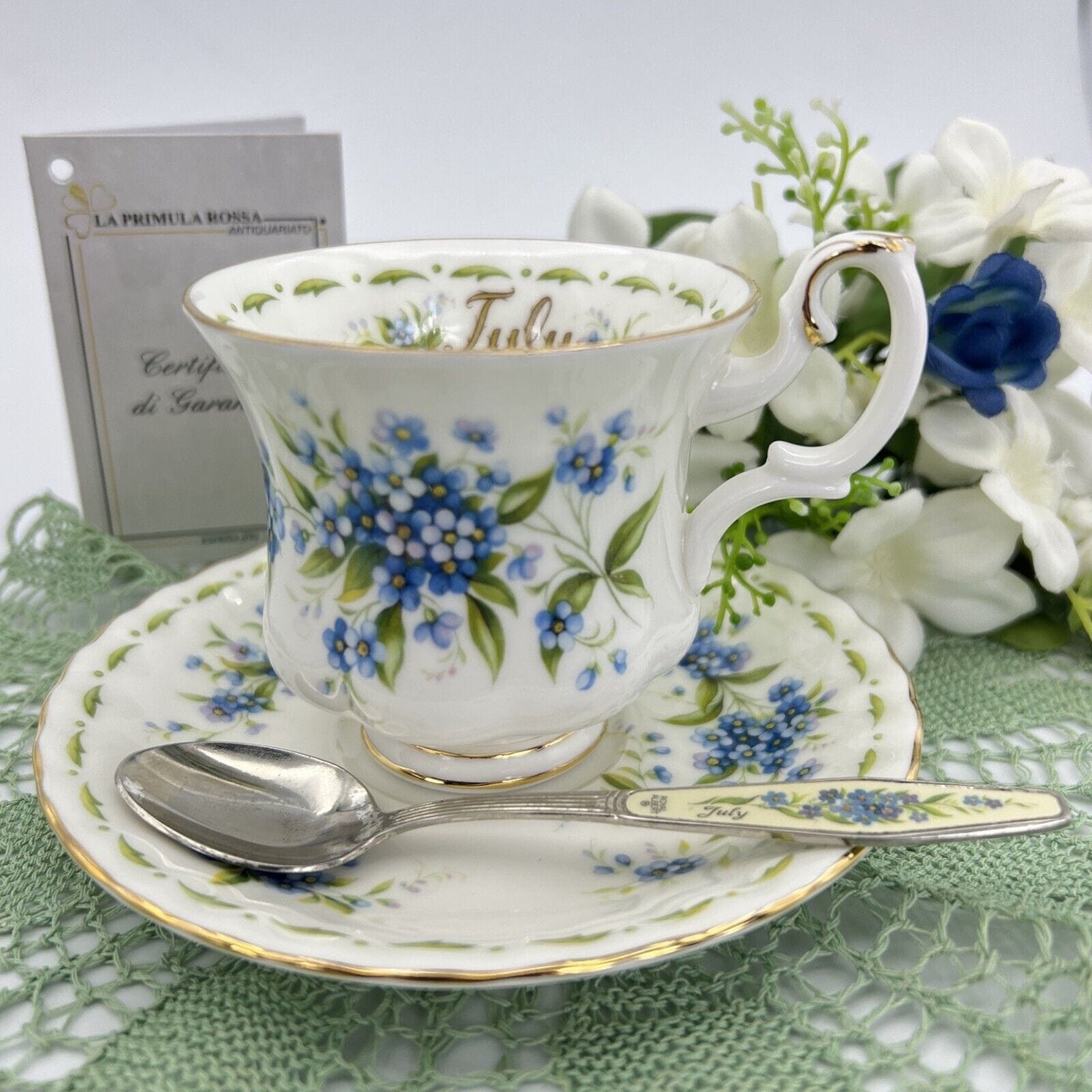 Set Tazzina e cucchiaino porcellana Royal Albert mese da caffè inglese Luglio Categoria  Servizio tazze - Tazze