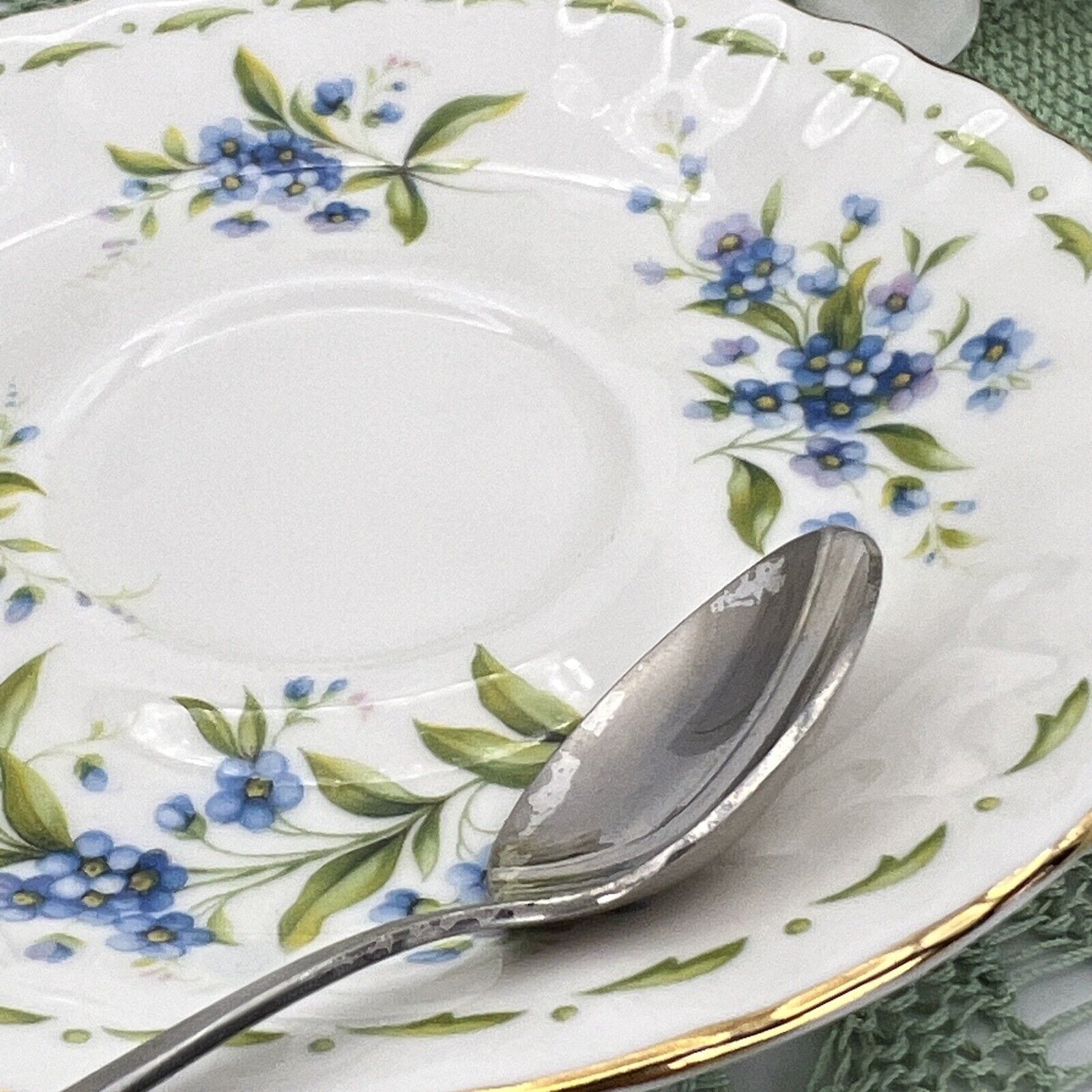 Set Tazzina e cucchiaino porcellana Royal Albert mese da caffè inglese Luglio Categoria  Servizio tazze - Tazze