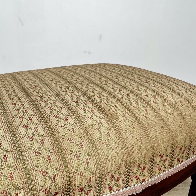Sgabello antico panca panchetta piedi in legno pouf pouff vintage imbottito 800 Categoria Arredamento