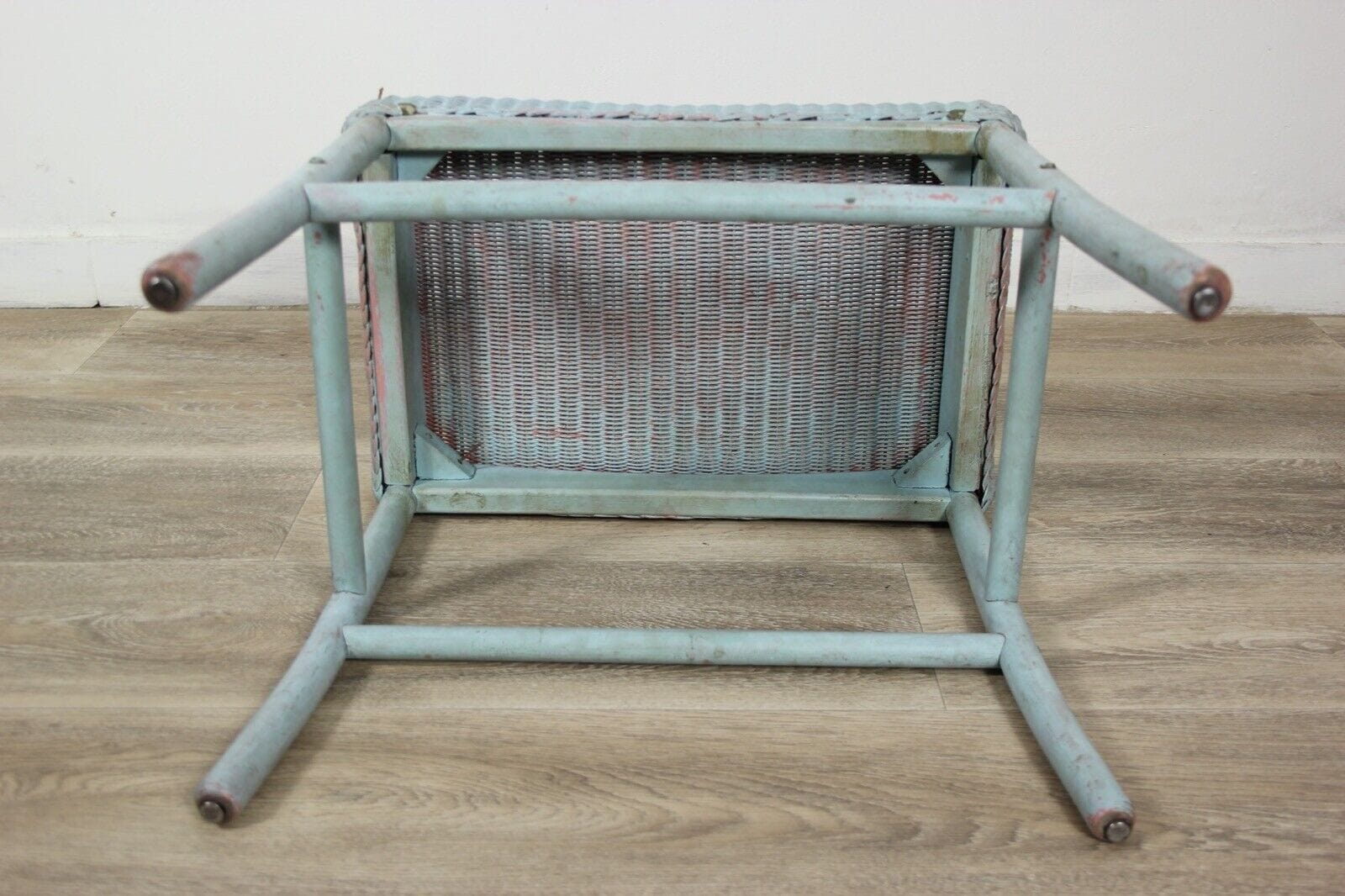 Sgabello panchetta shabby chic  vintage panca in legno bambu seduta in vimini Categoria  Sgabelli - Pouf - Poggiapiedi