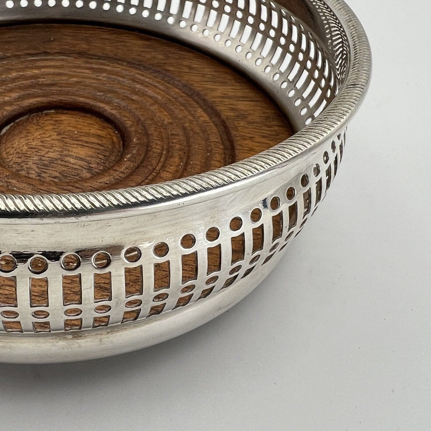 Sottobottiglia da tavola in argento sheffield silver plated vintage in stile 800 Categoria Sheffield & Argento
