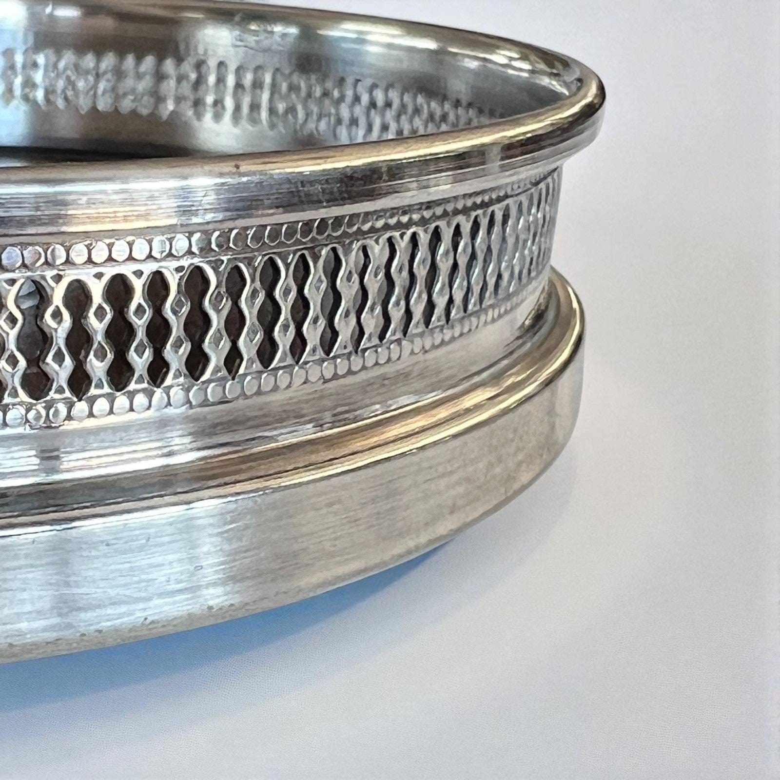 Sottobottiglia da tavola in argento sheffield silver plated vintage stile antico Categoria  Sheffield & Argento