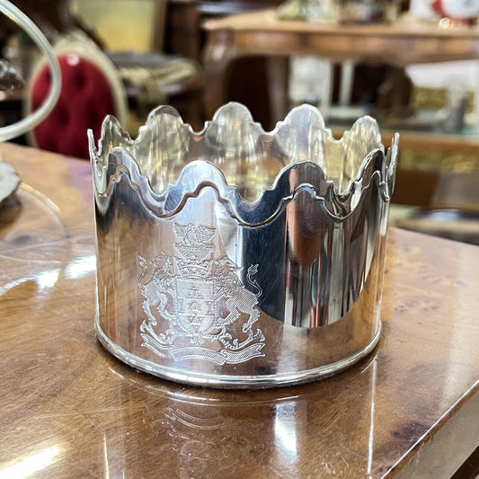 Sottobottiglia da tavola in argento silver plated vintage stile antico Leone Categoria  Sheffield & Argento