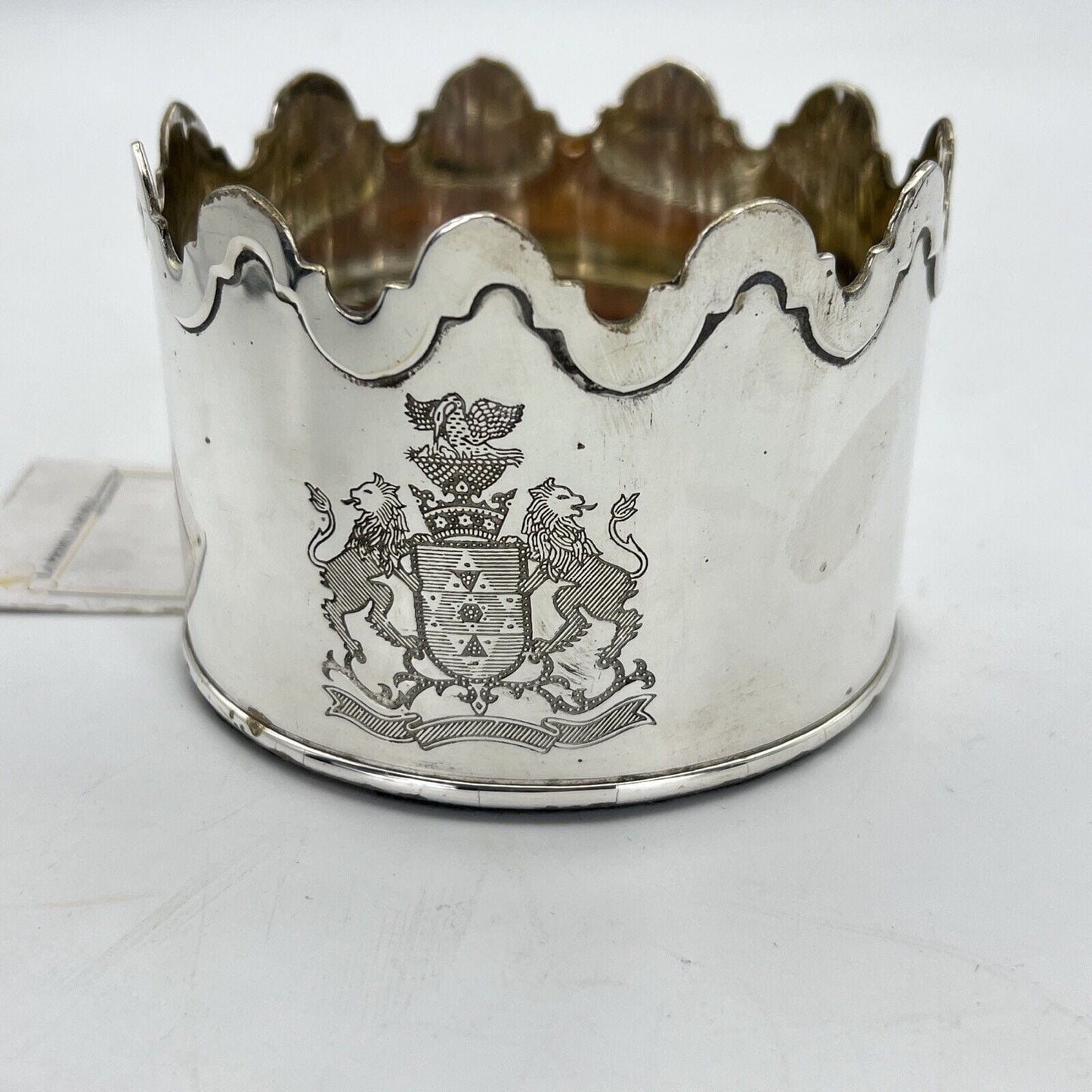 Sottobottiglia da tavola in argento silver plated vintage stile antico Leone Categoria  Sheffield & Argento