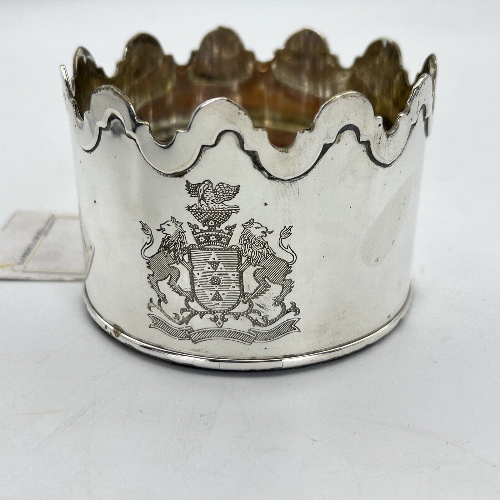 Sottobottiglia da tavola in argento silver plated vintage stile antico Leone Categoria  Sheffield & Argento