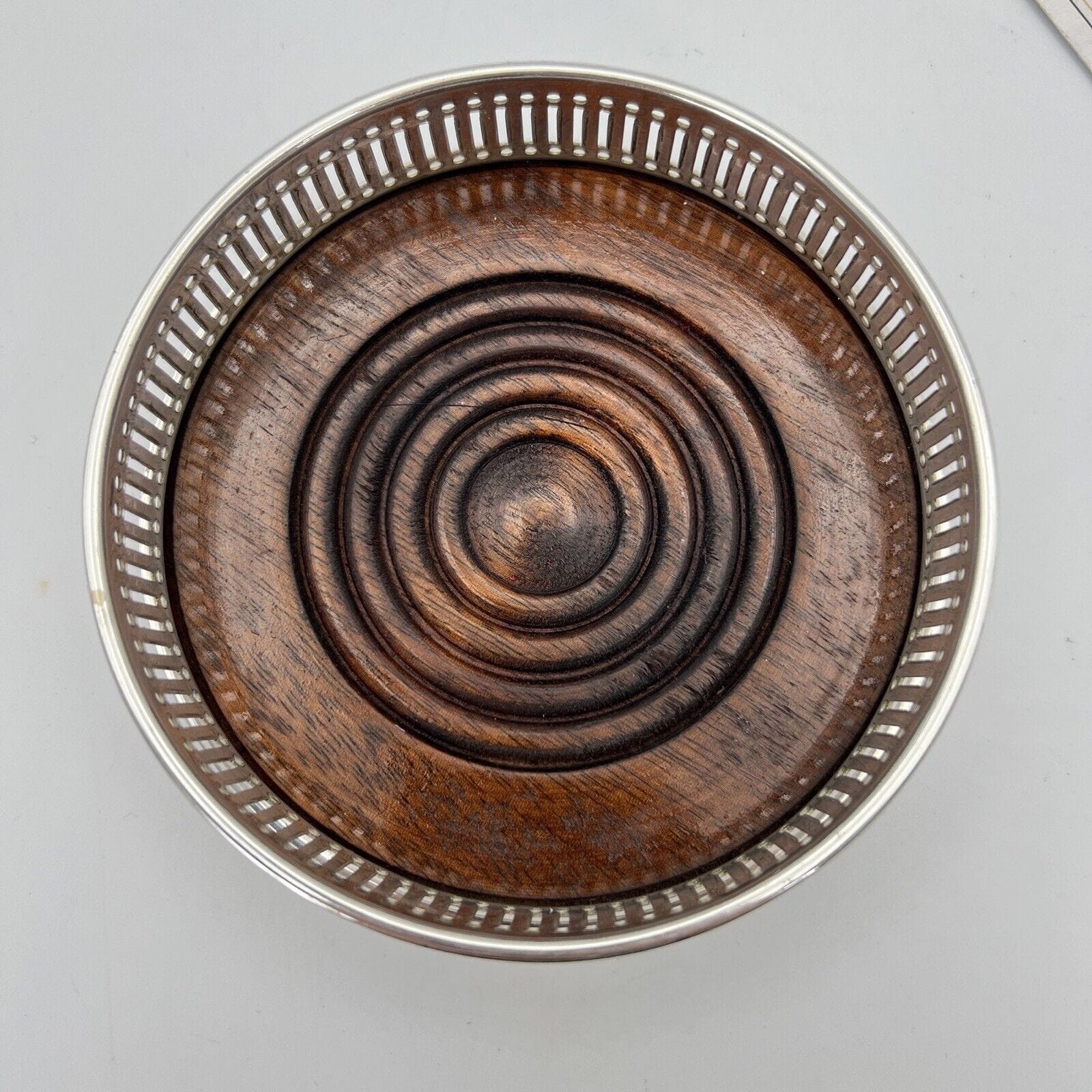 Sottobottiglia portabottiglie per vino da tavola placcato argento stile antico Categoria  Sheffield & Argento