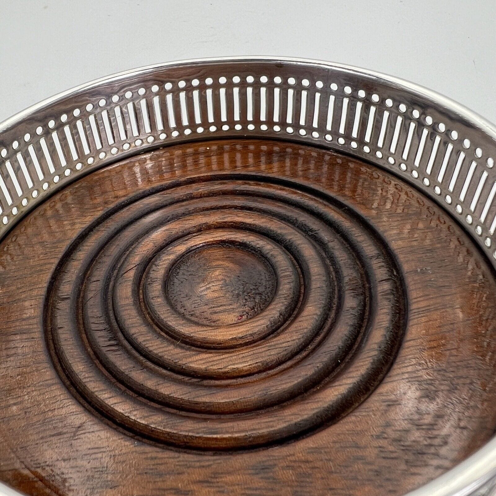 Sottobottiglia portabottiglie per vino da tavola placcato argento stile antico Categoria  Sheffield & Argento