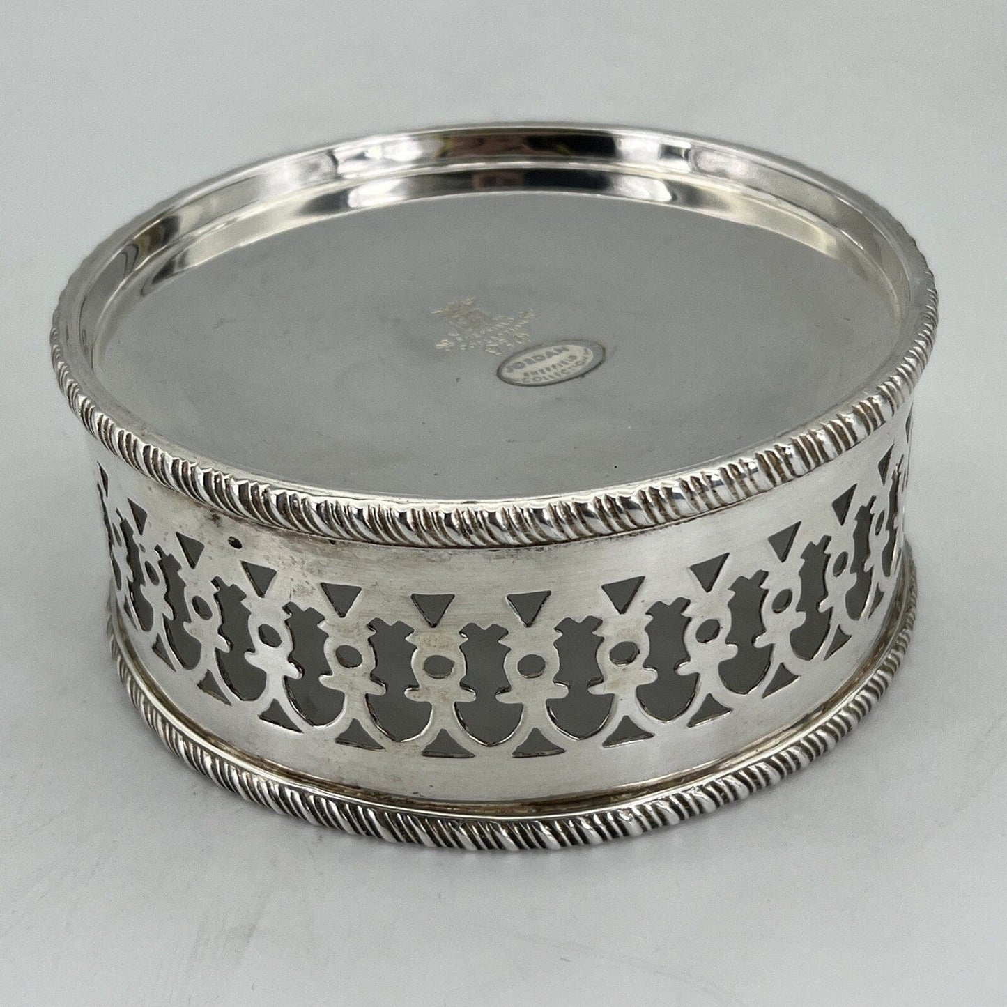 Sottobottiglia portabottiglie vino da tavola in argento sheffield stile antico X Categoria  Sheffield & Argento