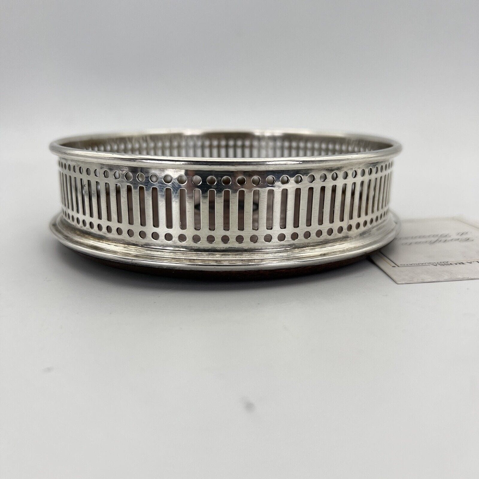 Sottobottiglia portabottiglie vino da tavola placcato in argento stile antico Categoria  Sheffield & Argento