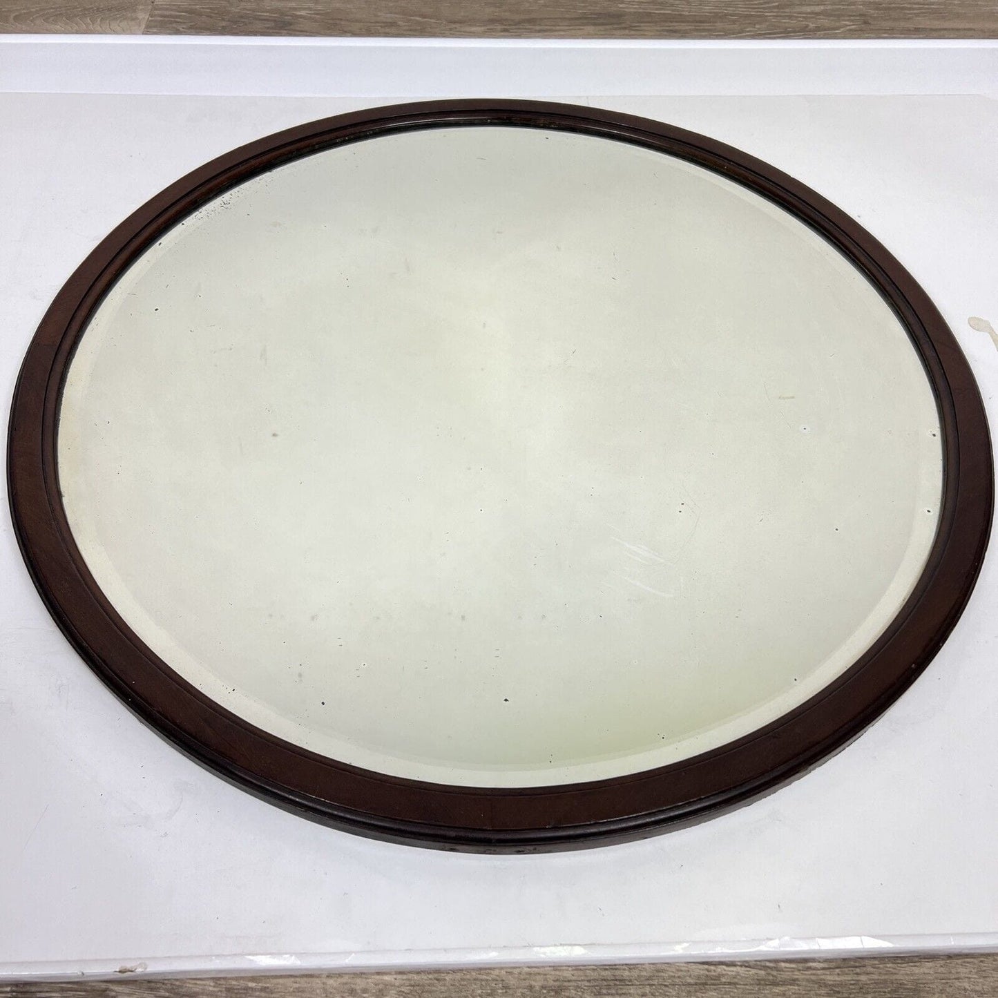 Specchio antico specchiera rotondo con cornice in legno scuro da parete d'epoca Categoria  Specchi e Cornici