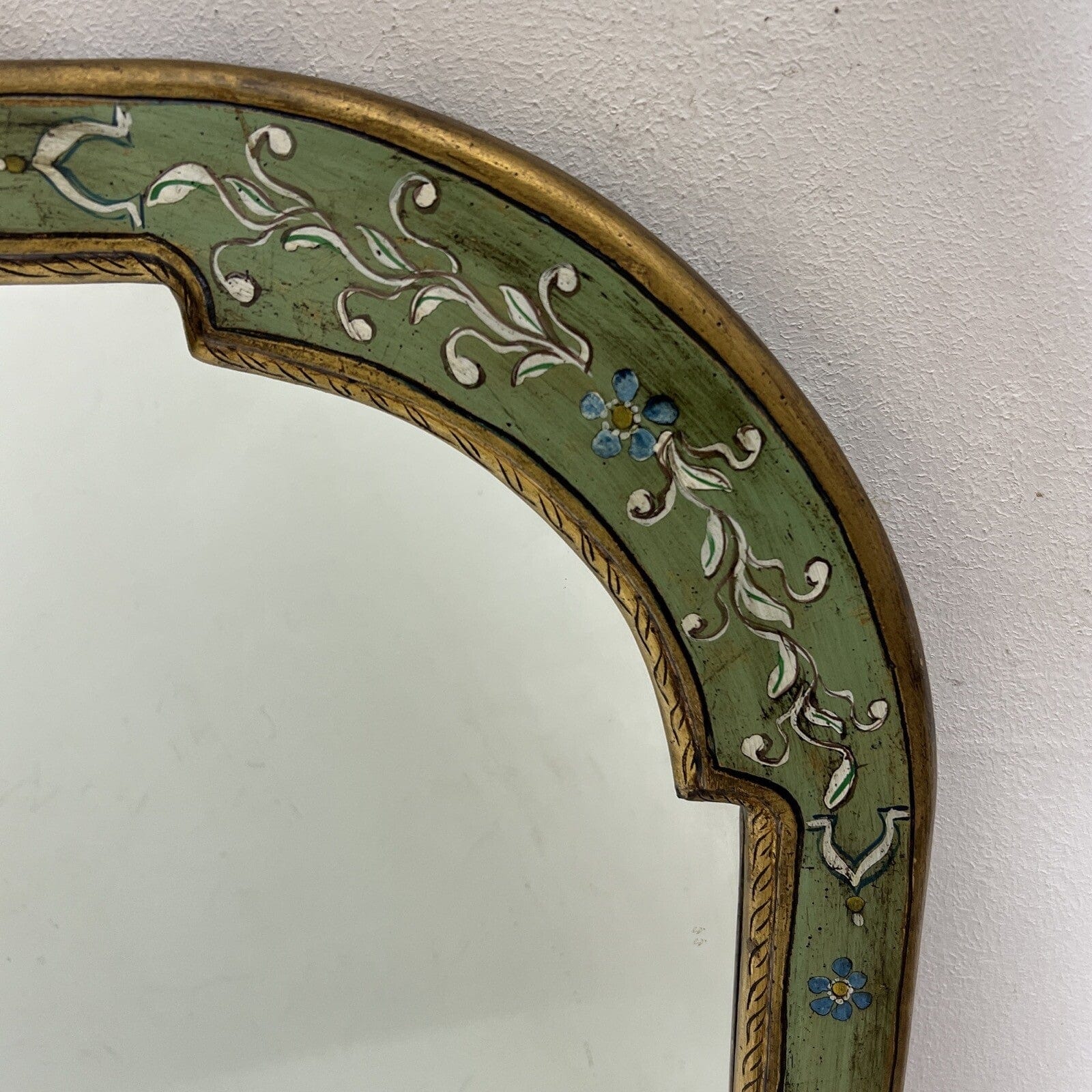 Specchio da parete stile Veneziano vintage antica specchiera Dipinta Verde Categoria  Specchi e Cornici