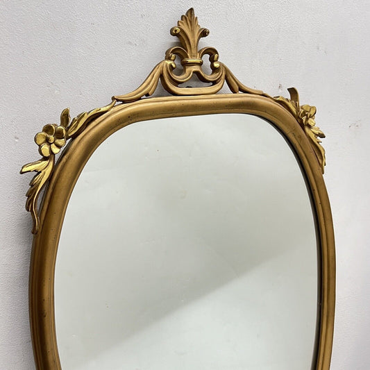 Specchio Specchiera antica vintage in legno dorata cornice ovale oro con cimasa Categoria  Specchi e Cornici