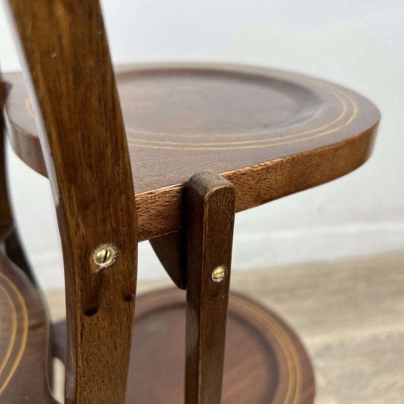 Tavolino antico a 5 ripiani in legno etagere pieghevole porta dolci cake stand Categoria  Tavoli - tavolinetti