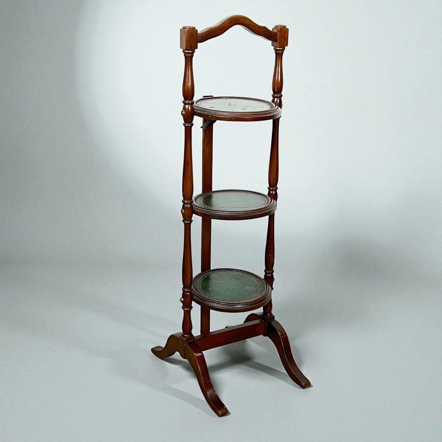 Tavolino antico a piu ripiani in legno etagere pieghevole porta dolci cake stand Categoria Tavoli - tavolinetti