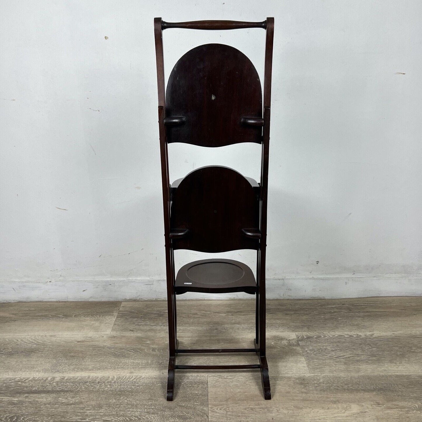 Tavolino antico a piu ripiani in legno etagere pieghevole porta dolci cake stand Categoria  Tavoli - tavolinetti