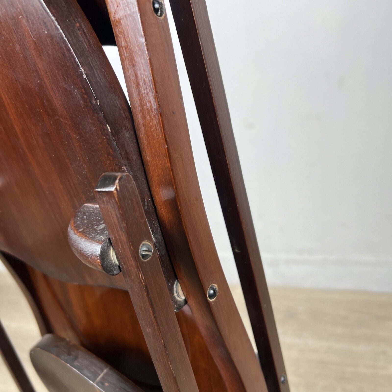 Tavolino antico a piu ripiani in legno etagere pieghevole porta dolci cake stand Categoria  Tavoli - tavolinetti