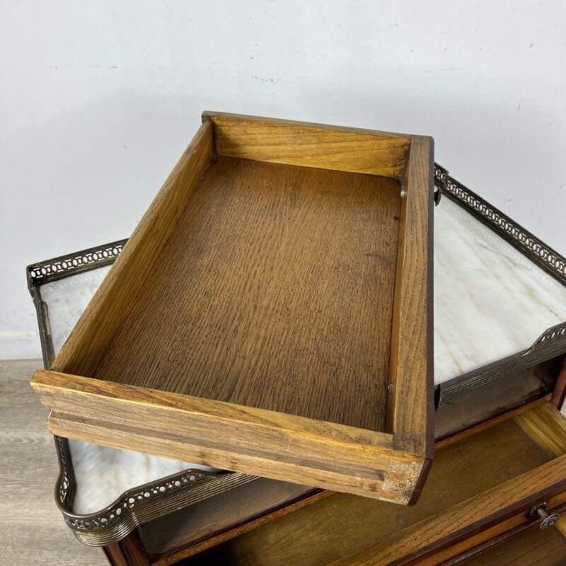Tavolino Antico Comodino Mobiletto in legno epoca 900 Mobile con cassetti marmo Categoria  Comodini