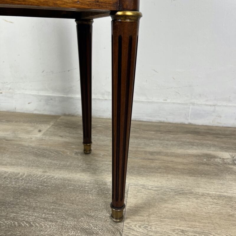 Tavolino Antico Comodino Mobiletto in legno epoca 900 Mobile con cassetti marmo Categoria  Comodini