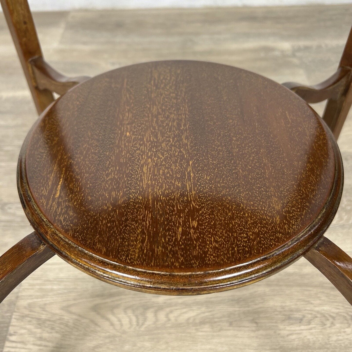 Tavolino antico inglese rotondo tavolo in legno mogano da per salotto soggiorno Categoria  Tavoli - tavolinetti