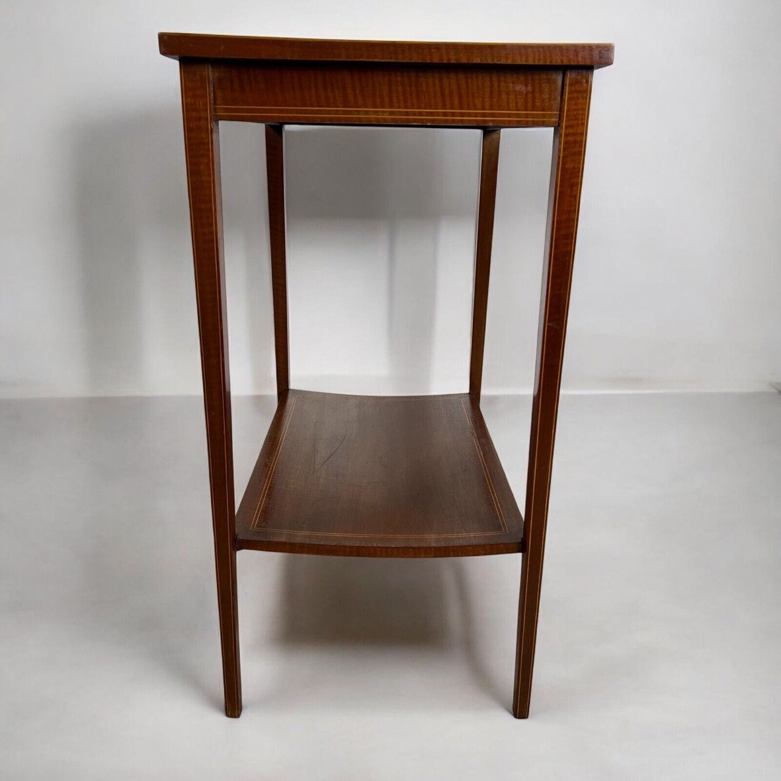 Tavolino antico inglese tavolo in legno di mogano da per salotto Intarsiato Categoria  Tavoli - tavolinetti