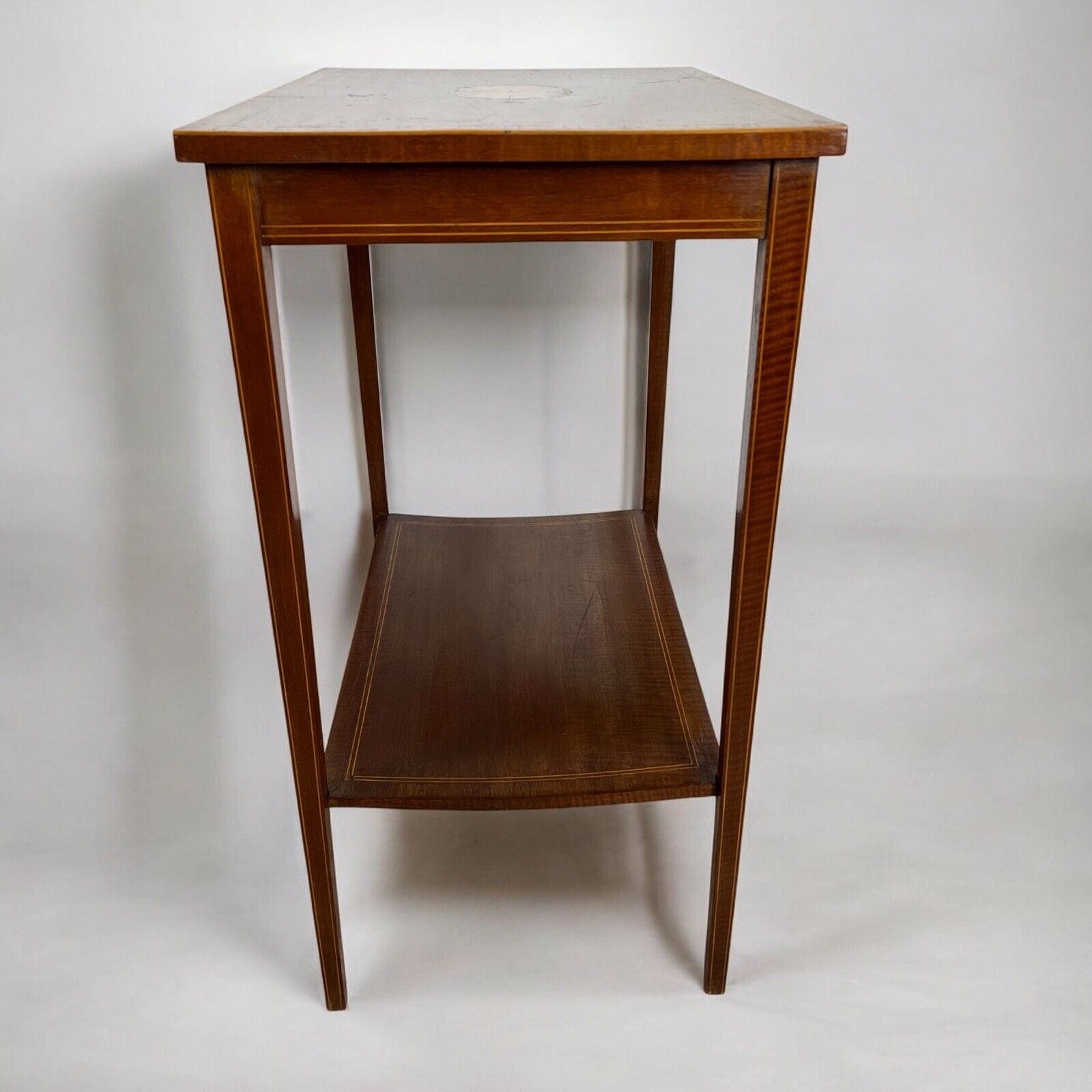 Tavolino antico inglese tavolo in legno di mogano da per salotto Intarsiato Categoria  Tavoli - tavolinetti