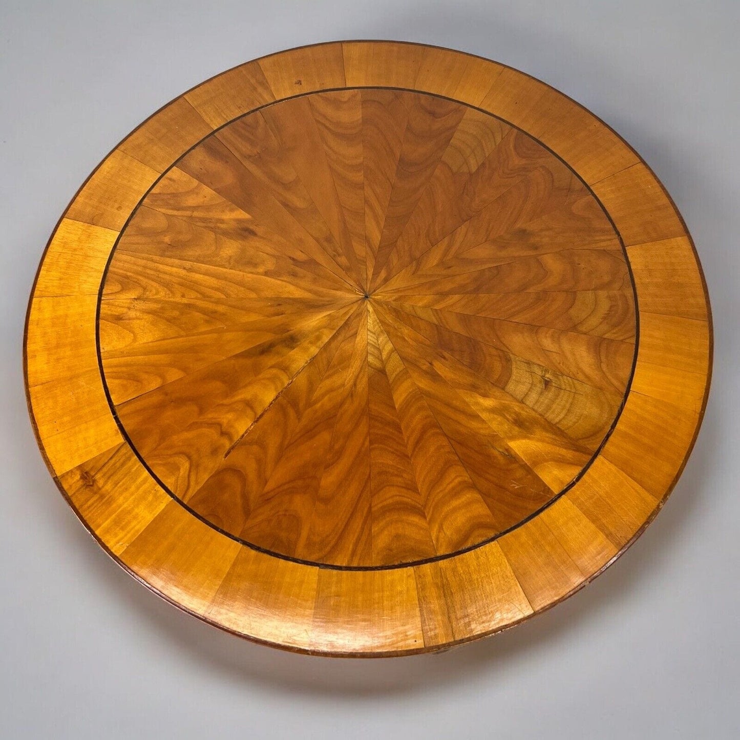 Tavolino antico rotondo tavolo in legno chiaro da per salotto porta telefono 900 Categoria  Tavoli - tavolinetti