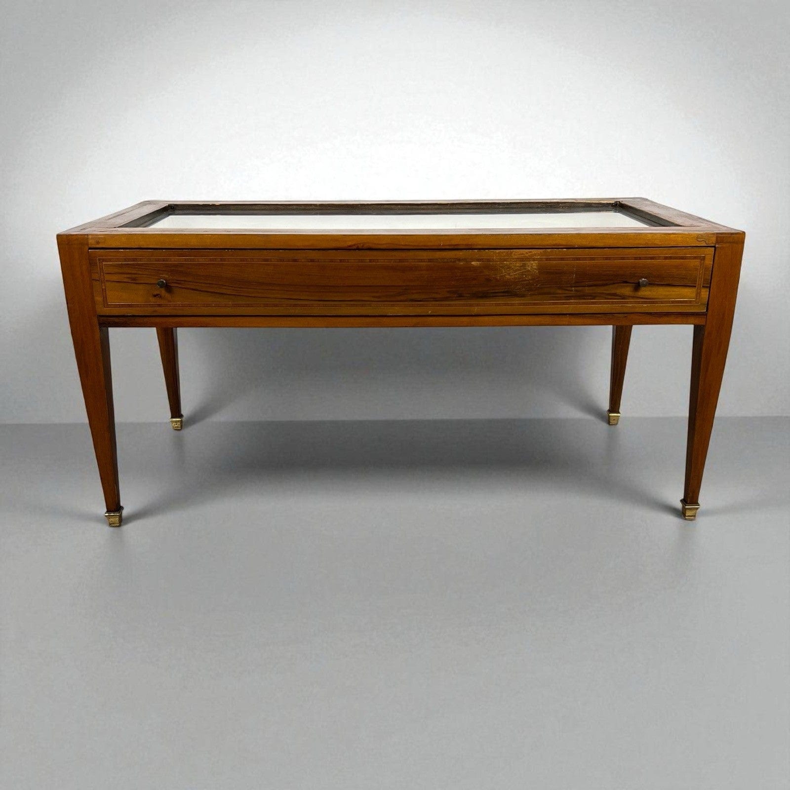 Tavolino bacheca antico tavolo vetrina espositore basso Stile Neoclassico 900 Categoria  Vetrine