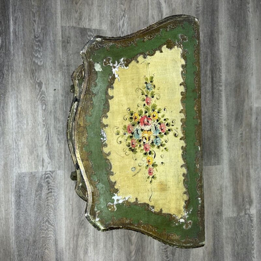 Tavolino con cassetti laccato comodino dipinto in stile veneziano mobile antico Categoria  Comò & Cassettiere