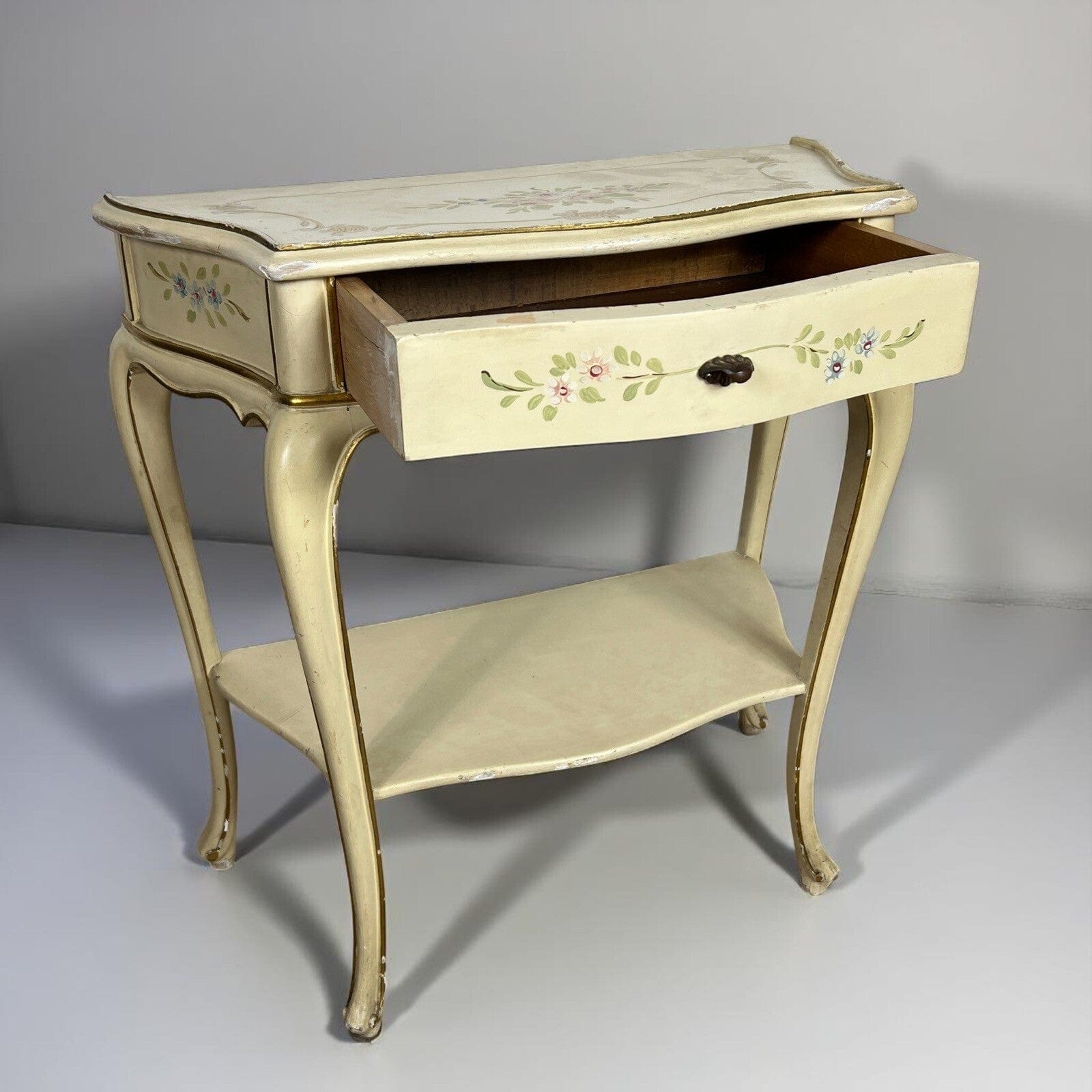 Tavolino con cassetto laccato comodino dipinto in stile veneziano mobile antico Categoria  Comodini