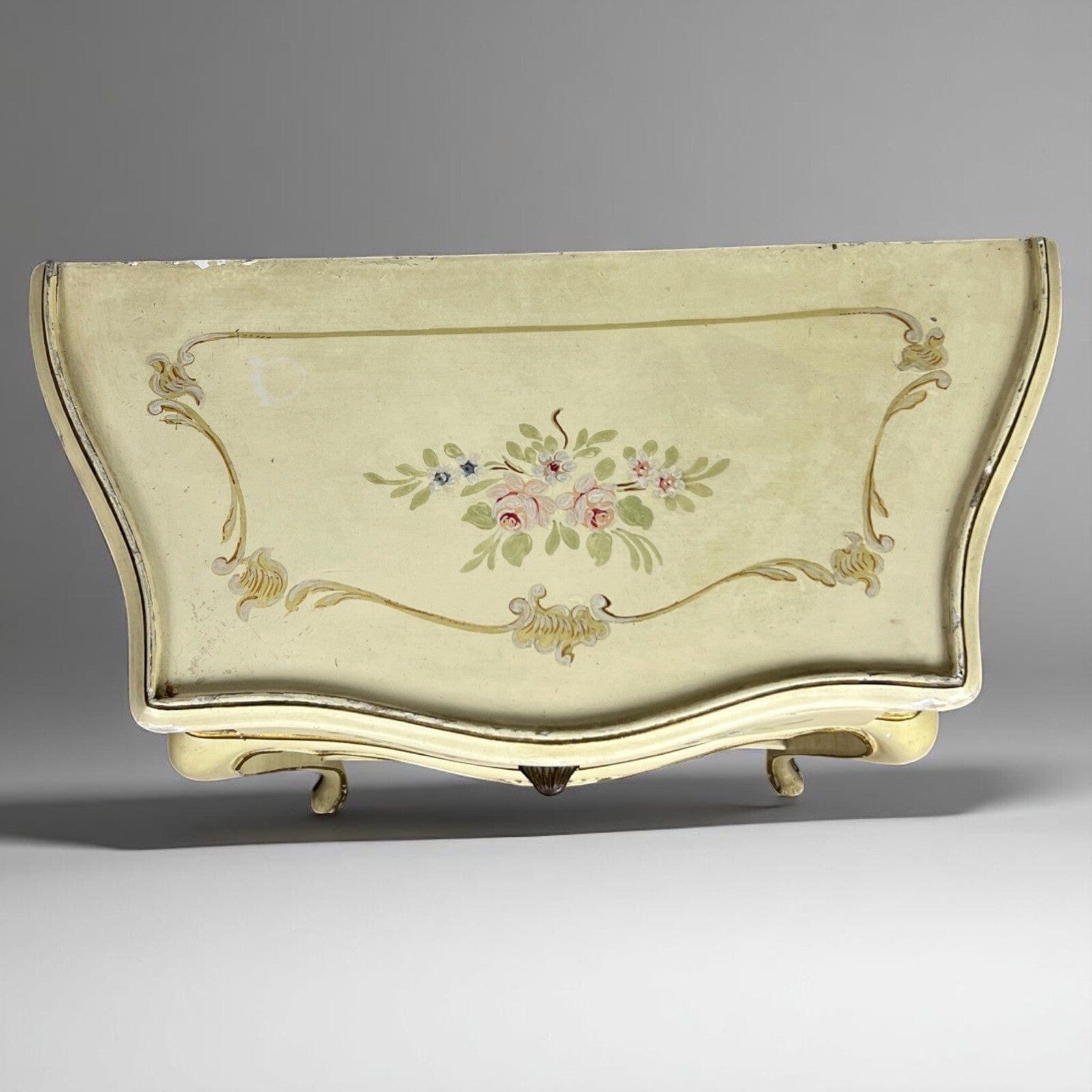 Tavolino con cassetto laccato comodino dipinto in stile veneziano mobile antico Categoria  Comodini