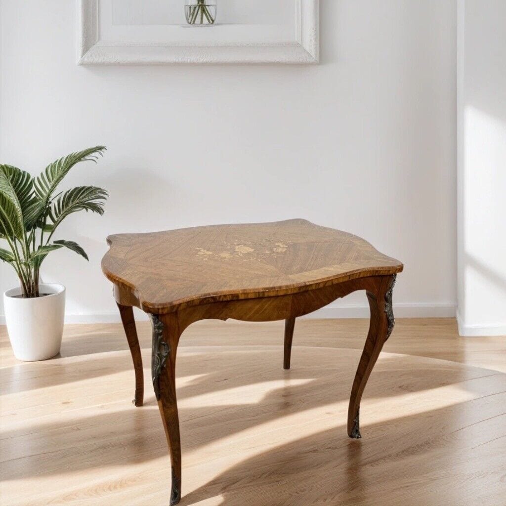 Tavolino da salotto antico basso in legno di palissandro biondo Stile Luigi XV Categoria  Tavoli - tavolinetti