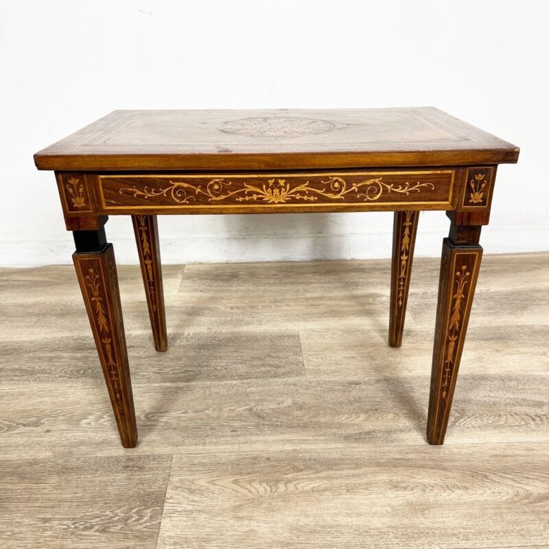 Tavolino da salotto antico in stile LUIGI XVI Epoca 900 Tavolo basso Intarsiato Categoria  Arredamento