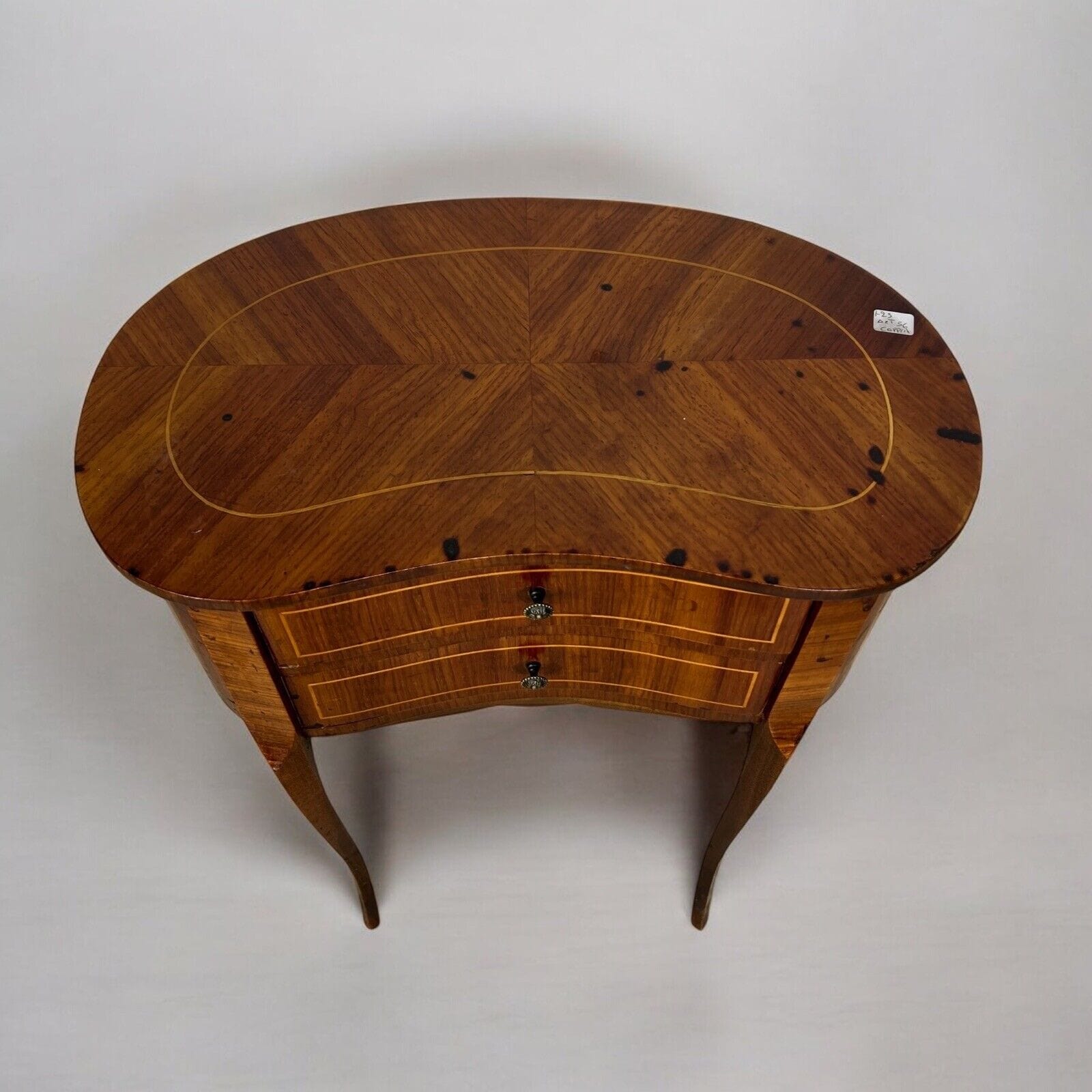 Tavolino intarsiato stile antico Luigi XV Mobile porta telefono con 2 cassetti Categoria  Tavoli - tavolinetti