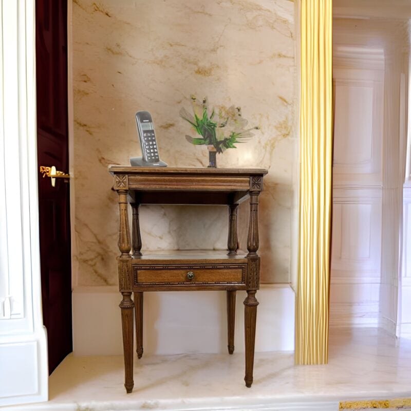 Tavolino Stile antico Comodino mobile vintage in legno porta telefono 2 ripiani Categoria  Arredamento