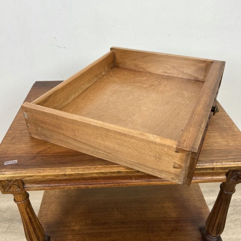 Tavolino Stile antico Comodino mobile vintage in legno porta telefono 2 ripiani Categoria  Arredamento