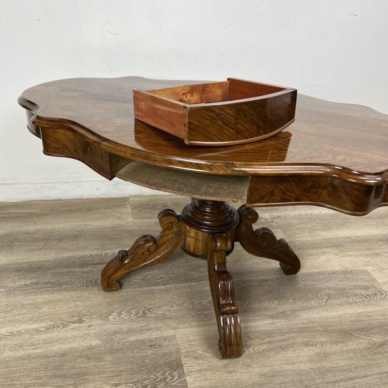 Tavolino tavolo antico 800 da salotto basso per soggiorno in legno a biscotto Categoria  Tavoli - tavolinetti