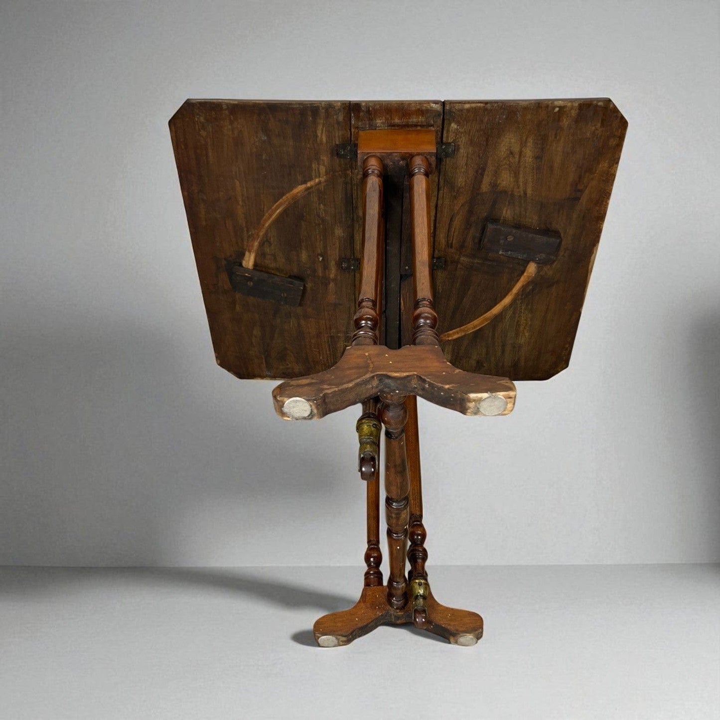 Tavolino tavolo antico a vela da salotto soggiorno per caffe in legno pieghevole Categoria Tavoli - tavolinetti