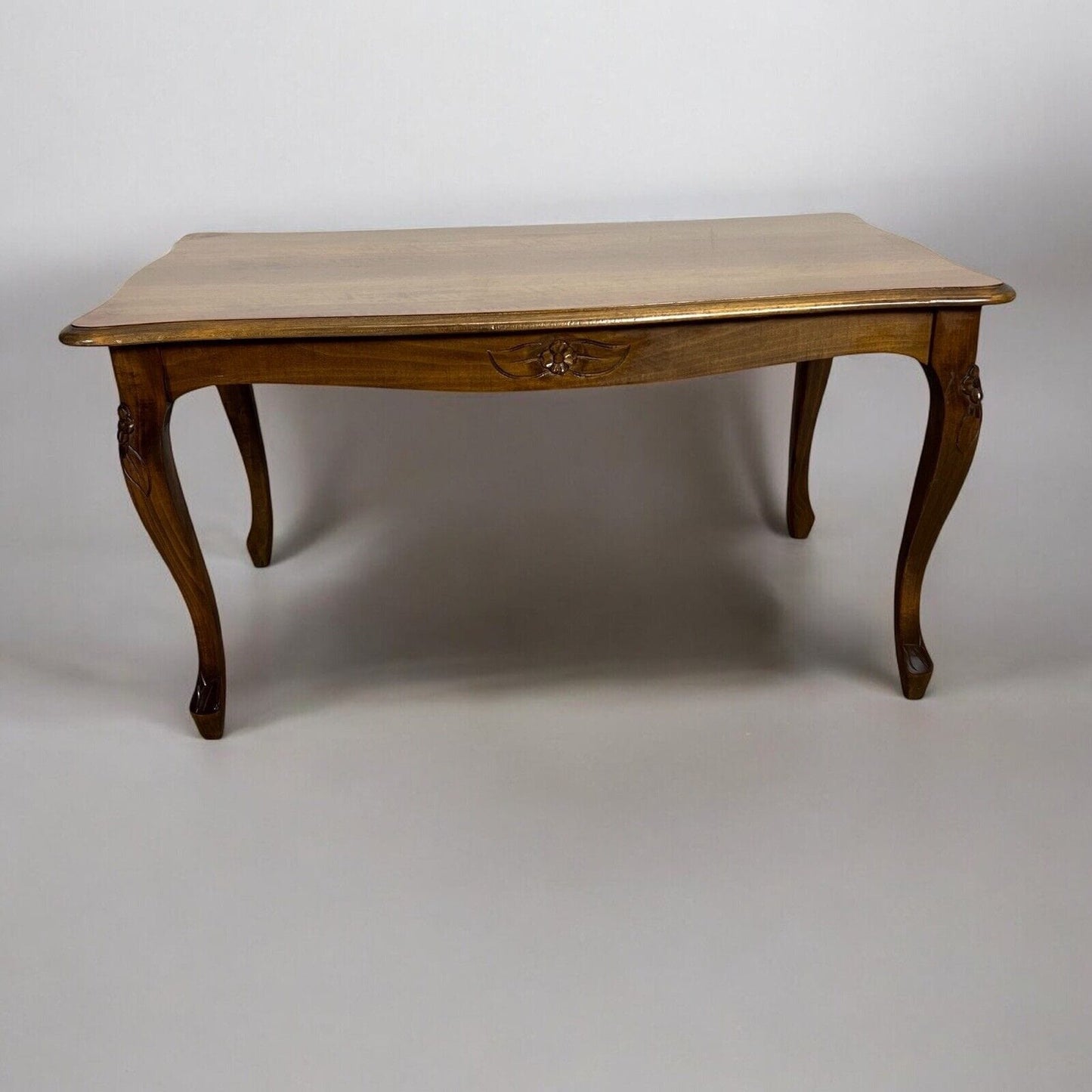 Tavolino tavolo antico basso da salotto soggiorno in legno stile antico Luigi XV Categoria  Tavoli - tavolinetti