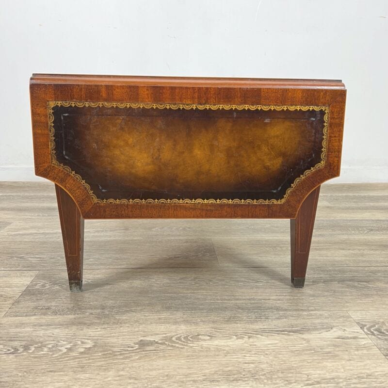 Tavolino tavolo antico da salotto basso in legno piano pelle con alette vintage Categoria  Tavoli - tavolinetti