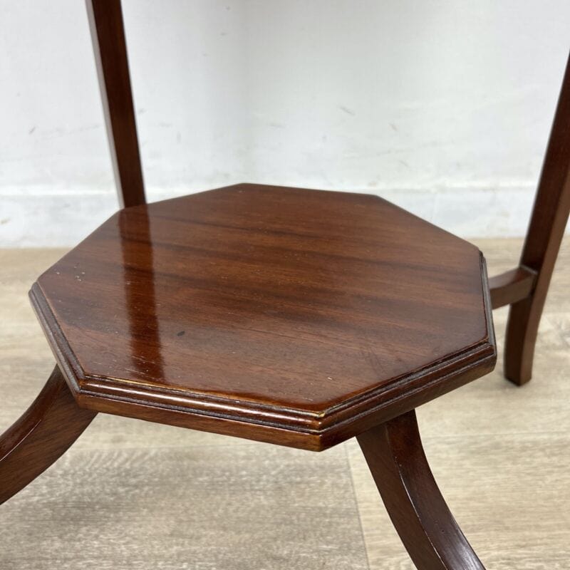 Tavolino tavolo antico da salotto soggiorno in legno due ripiani inglese '900 Categoria  Tavoli - tavolinetti