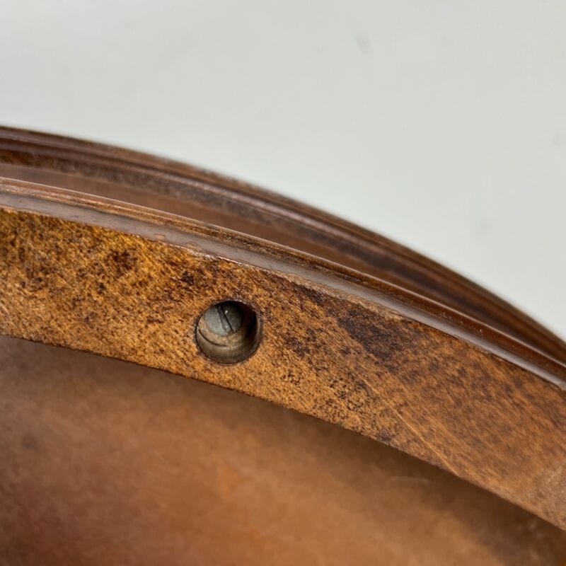 Tavolino tavolo rotondo antico da salotto basso in legno piano pelle per vintage Categoria  Tavoli - tavolinetti