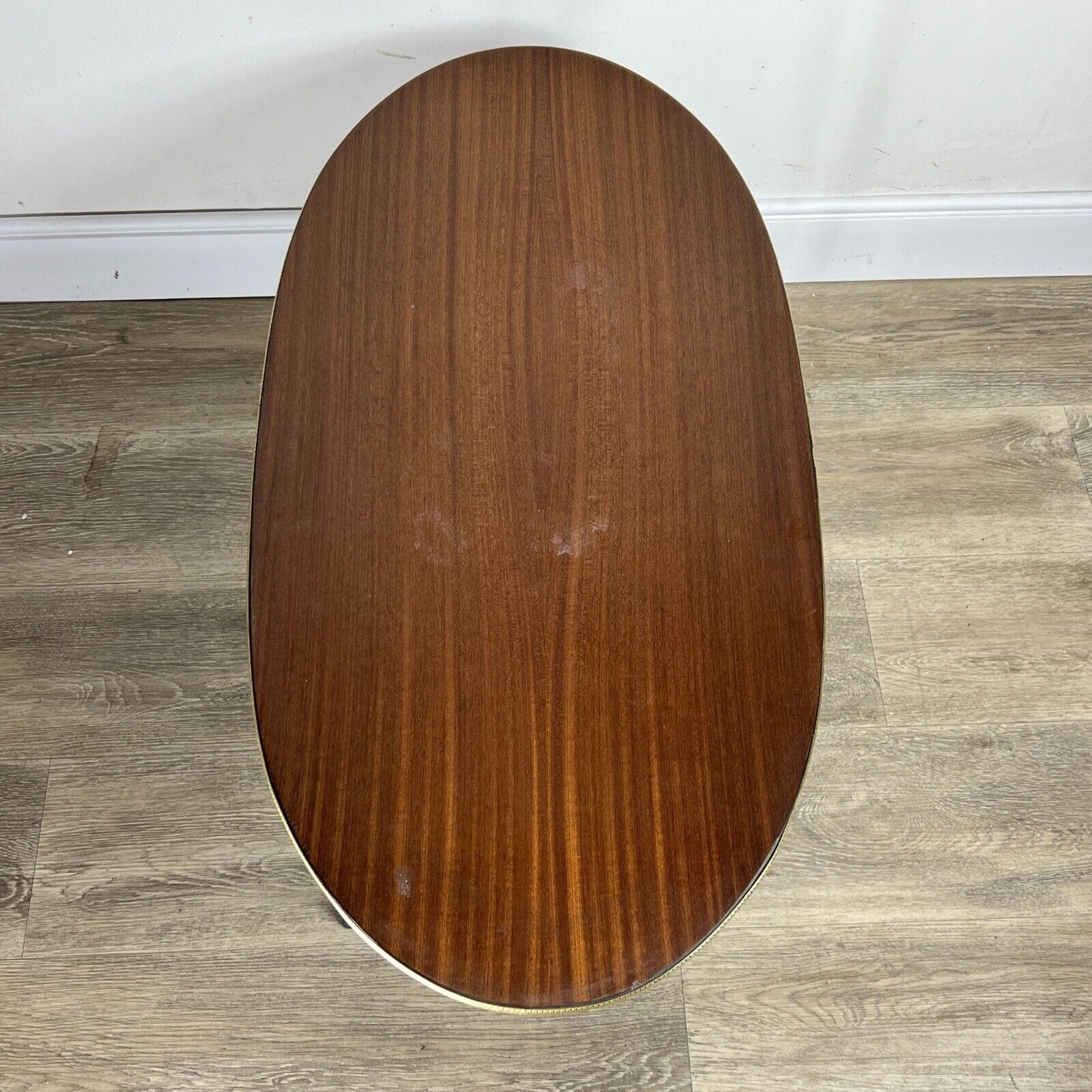 Tavolino tavolo vintage da salotto basso di modernariato anni 50 Base metallo Categoria  Tavoli - tavolinetti