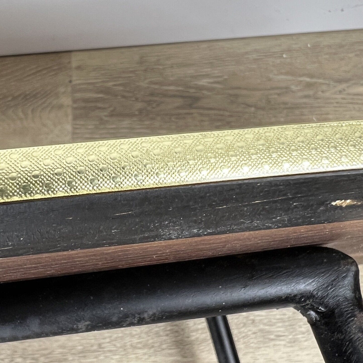 Tavolino tavolo vintage da salotto basso di modernariato anni 50 Base metallo Categoria  Tavoli - tavolinetti