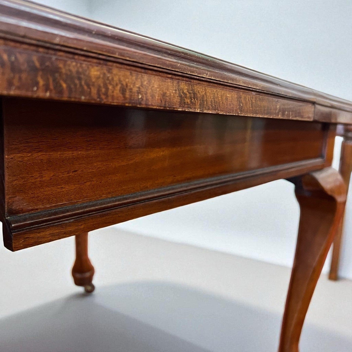Tavolo antico allungabile in legno di mogano da pranzo d'epoca stile Queen Anne Categoria Tavoli - tavolinetti